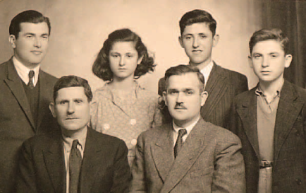 Frank A. Demeris, John Vasilakopoulos James Kyriopoulos, Georgia Demeris Vlahakos, Gus F. Demeris, Tasos Vergis